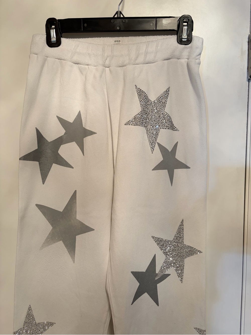 White Star Print jogging pants with Silver Rhinestone Stars! So cute! - Picture 4 of 12
